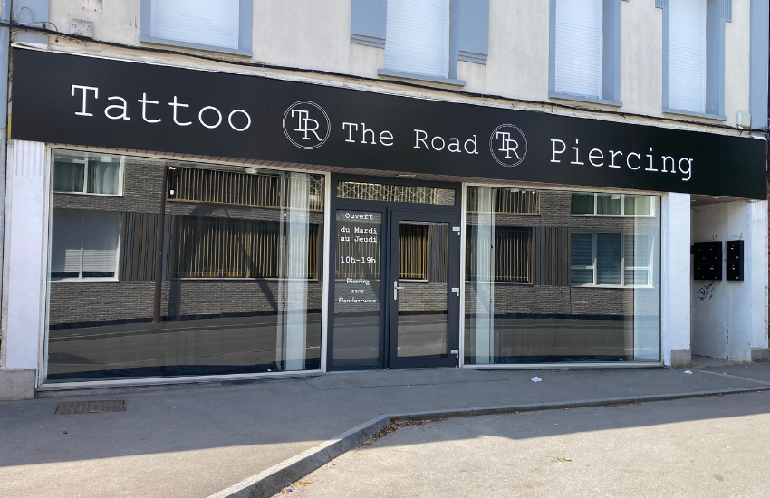 Photo d'un panneau enseigne